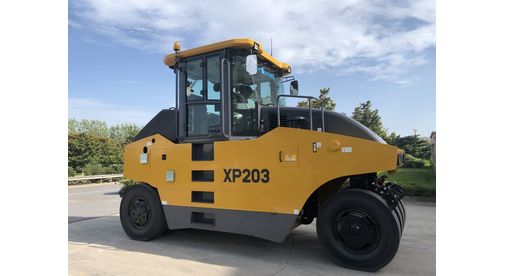 Дорожный каток XCMG XP203 1 Дорожный каток XCMG XP203